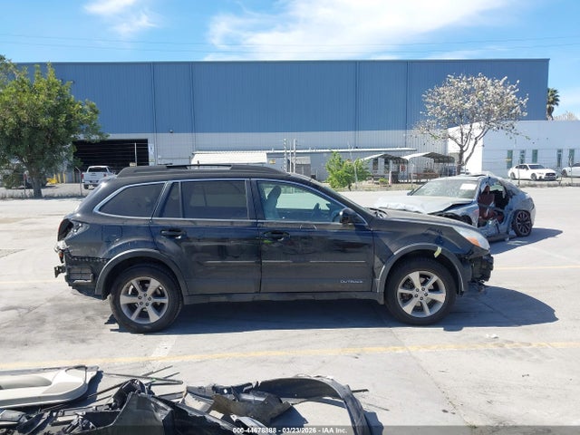 44678888 :رقم المزاد ، 4S4BRCLC6E3252746 vin ، 2014 Subaru Outback 2.5i Limited مزاد بيع