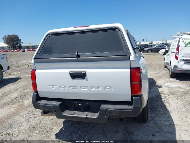 Toyota Tacoma Sr 2025 3TYJDAHN5ST033482 Image 17