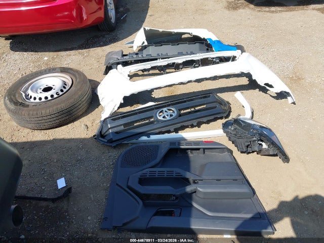 Toyota Tacoma Sr 2025 3TYJDAHN5ST033482 Image 12