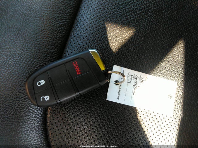 44678930 :رقم المزاد ، 3C4NJDFB5NT177043 vin ، 2022 Jeep Compass Latitude Lux 4x4 مزاد بيع