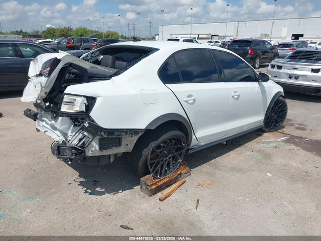 Продажа на аукционе авто 2017 Volkswagen Jetta Gli, vin: 3VW4T7AJ5HM335060, номер лота: 44678935
