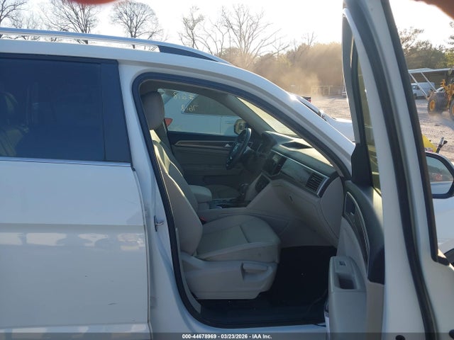 Продаж на аукціоні авто 2019 Volkswagen Atlas 3.6l V6 Se W/technology R-line, vin: 1V2YR2CA4KC587618, номер лоту: 44678969