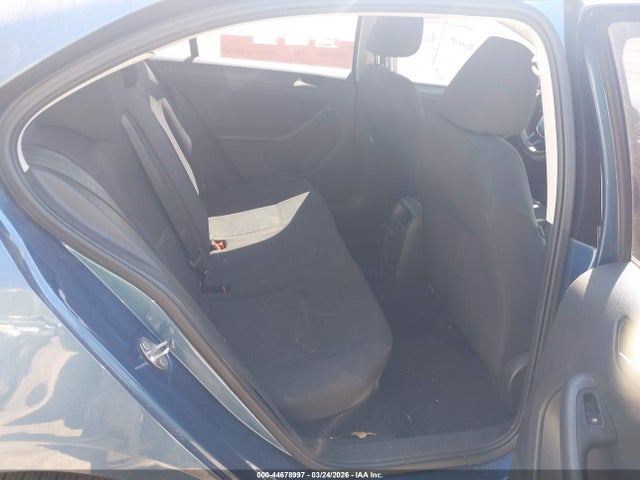 2016 Volkswagen Jetta S მანქანა იყიდება აუქციონზე, vin: 3VW267AJ3GM415728, აუქციონის ნომერი: 44678997