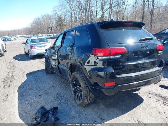 2017 JEEP GRAND CHEROKEE 1C4RJFAG8HC918978 Photo 2