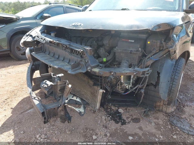 2020 Kia Soul Lx მანქანა იყიდება აუქციონზე, vin: KNDJ23AU6L7703986, აუქციონის ნომერი: 44679069