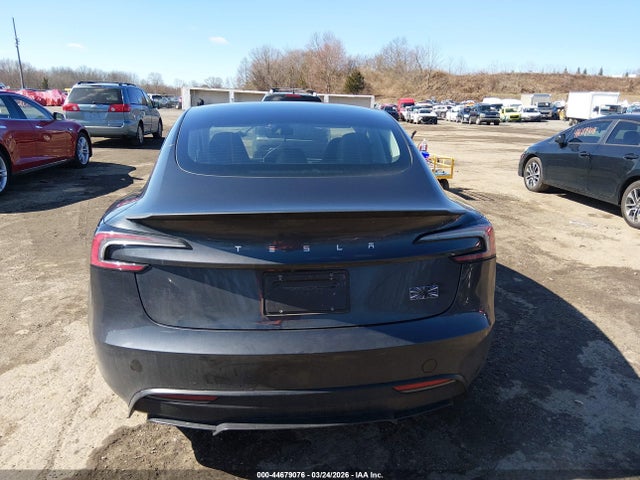 Продаж на аукціоні авто 2024 Tesla Model 3 Performance All-wheel Drive, vin: 5YJ3E1ET2RF824605, номер лоту: 44679076