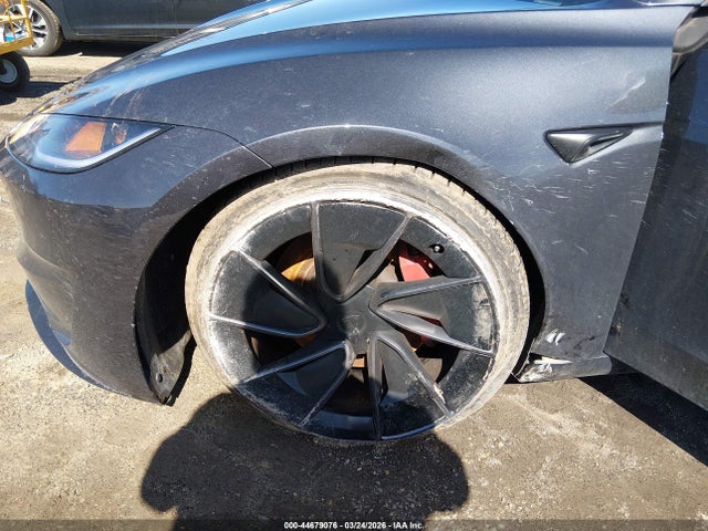Продаж на аукціоні авто 2024 Tesla Model 3 Performance All-wheel Drive, vin: 5YJ3E1ET2RF824605, номер лоту: 44679076