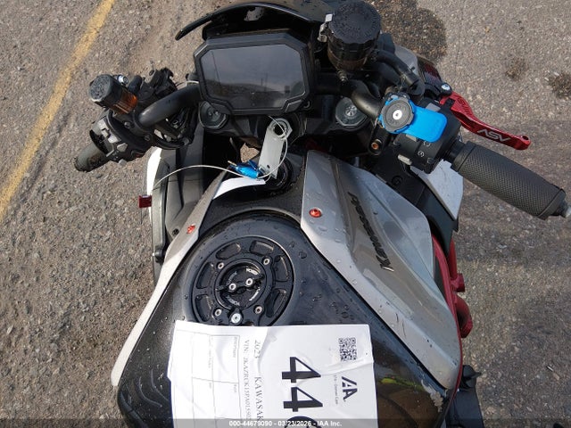 2023 Kawasaki Zr1000 K მანქანა იყიდება აუქციონზე, vin: JKAZRCK15PA015502, აუქციონის ნომერი: 44679090