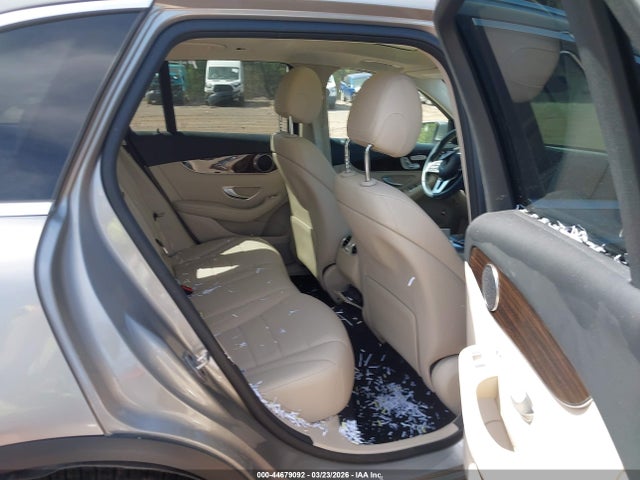 2022 Mercedes-benz Glc 300 Suv მანქანა იყიდება აუქციონზე, vin: W1N0G8DB8NV336309, აუქციონის ნომერი: 44679092