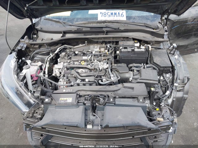 2026 Toyota Corolla Cross Le მანქანა იყიდება აუქციონზე, vin: 7MUCAAAG5TV157381, აუქციონის ნომერი: 44679094