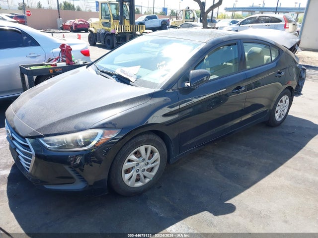 Hyundai ELANTRA SE 2017 5NPD74LF9HH050284 Image 2