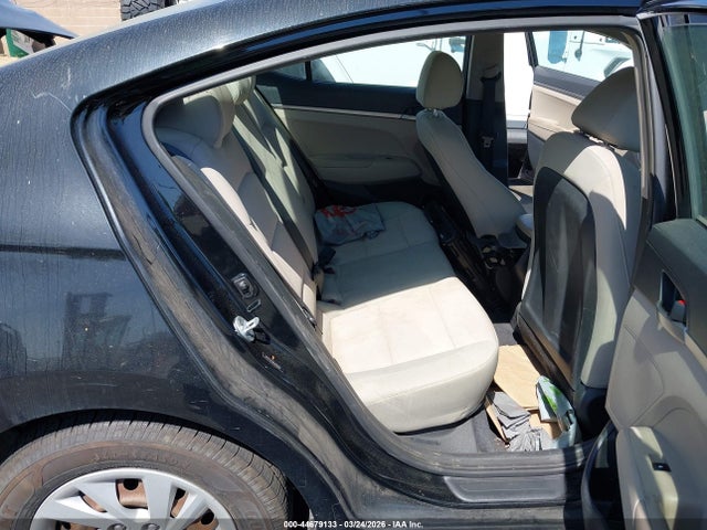 Hyundai ELANTRA SE 2017 5NPD74LF9HH050284 Image 8