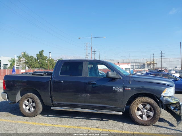 2019 Ram 1500 Classic Slt  4x4 5'7 Box მანქანა იყიდება აუქციონზე, vin: 3C6RR7LT8KG717540, აუქციონის ნომერი: 44679209