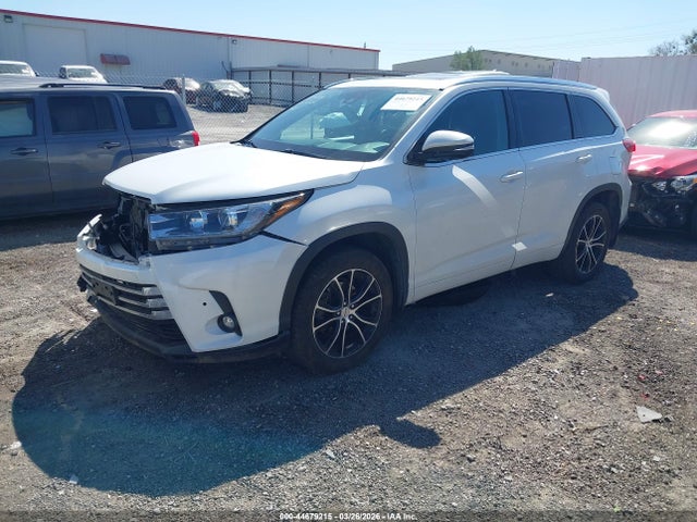 2019 Toyota Highlander Limited Platinum მანქანა იყიდება აუქციონზე, vin: 5TDDZRFH5KS948211, აუქციონის ნომერი: 44679215