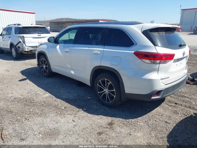 2019 Toyota Highlander Limited Platinum მანქანა იყიდება აუქციონზე, vin: 5TDDZRFH5KS948211, აუქციონის ნომერი: 44679215