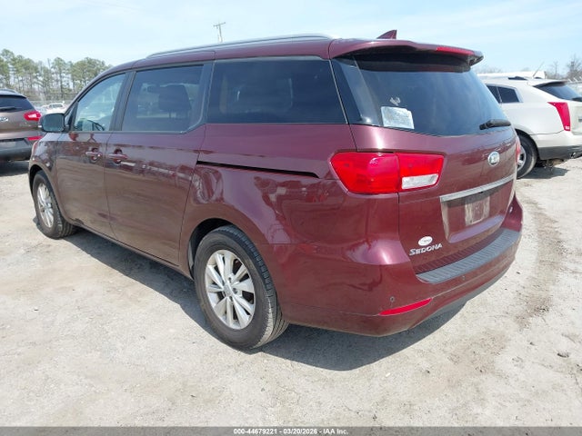 KIA SEDONA LX 2016 KNDMB5C16G6103587 Image 3