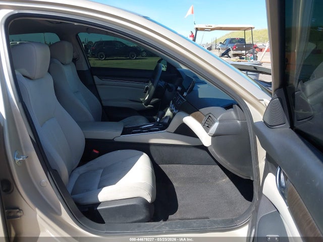 2018 HONDA ACCORD 1HGCV1F44JA062173 Photo 4