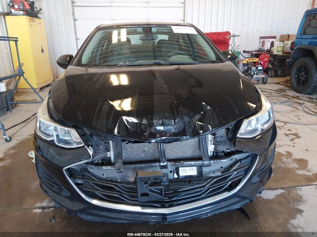 44679230 :رقم المزاد ، 1G1BC5SM4K7149172 vin ، 2019 Chevrolet Cruze Ls مزاد بيع