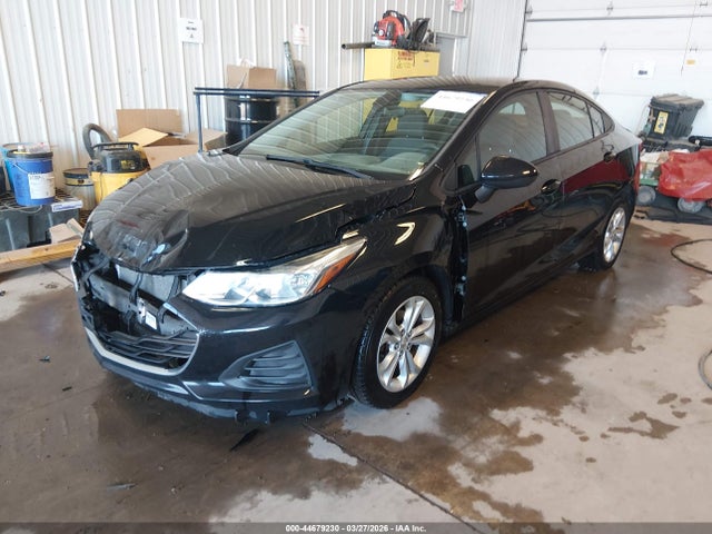 44679230 :رقم المزاد ، 1G1BC5SM4K7149172 vin ، 2019 Chevrolet Cruze Ls مزاد بيع
