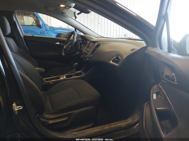 44679230 :رقم المزاد ، 1G1BC5SM4K7149172 vin ، 2019 Chevrolet Cruze Ls مزاد بيع