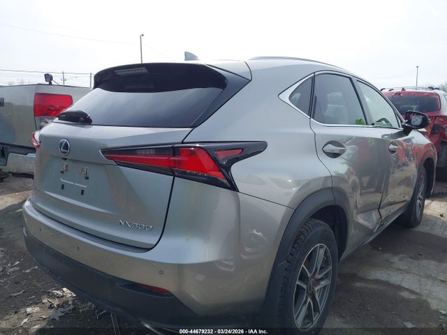 Продажа на аукционе авто 2021 Lexus Nx 300, vin: JTJDARDZXM5030012, номер лота: 44679232