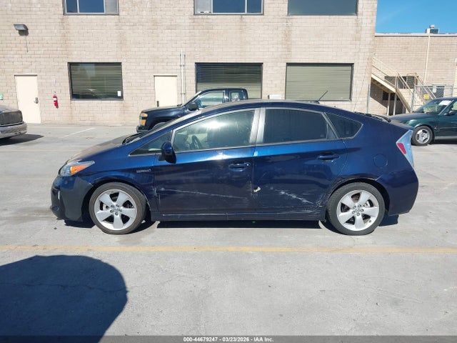 Toyota Prius Five 2015 JTDKN3DU5F0428633 Image 14