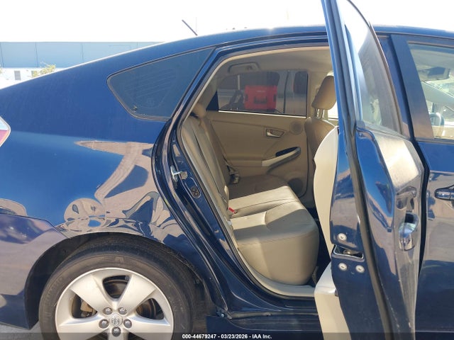 Toyota Prius Five 2015 JTDKN3DU5F0428633 Image 8
