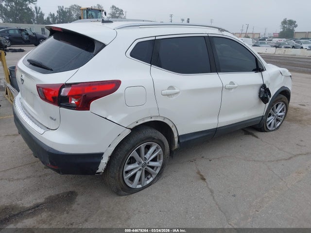 JN1BJ1CP0KW219550 Nissan Rogue Sport Sv
