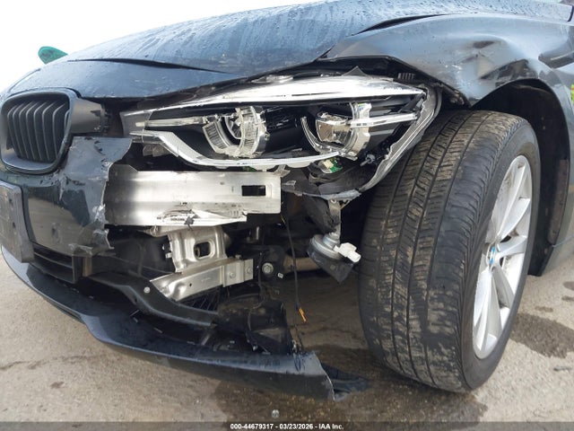 Продажа на аукционе авто 2017 Bmw 320i, vin: WBA8E1G31HNU17228, номер лота: 44679317