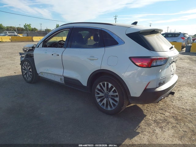 Ford Escape Titanium 2020 1FMCU9J96LUC65159 Image 3