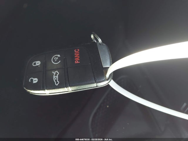 Продажа на аукционе авто 2022 Dodge Challenger Gt, vin: 2C3CDZJGXNH108862, номер лота: 44679335