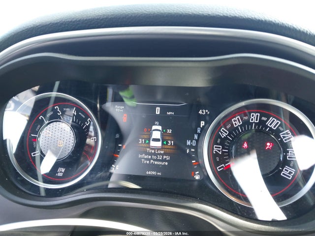 Продажа на аукционе авто 2022 Dodge Challenger Gt, vin: 2C3CDZJGXNH108862, номер лота: 44679335