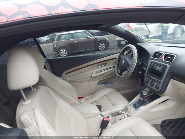 44679353 :رقم المزاد ، WVWFA71F98V013721 vin ، 2008 Volkswagen Eos Lux مزاد بيع