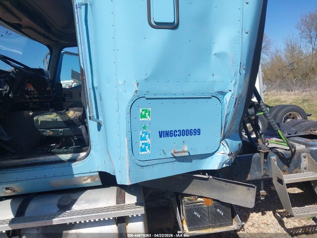 Продаж на аукціоні авто 2006 International 9400 9400i, vin: 2HSCNSCR46C300699, номер лоту: 44679363
