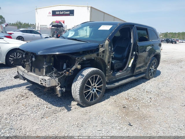 Toyota Highlander Se 2018 5TDKZRFH2JS536723 Image 2