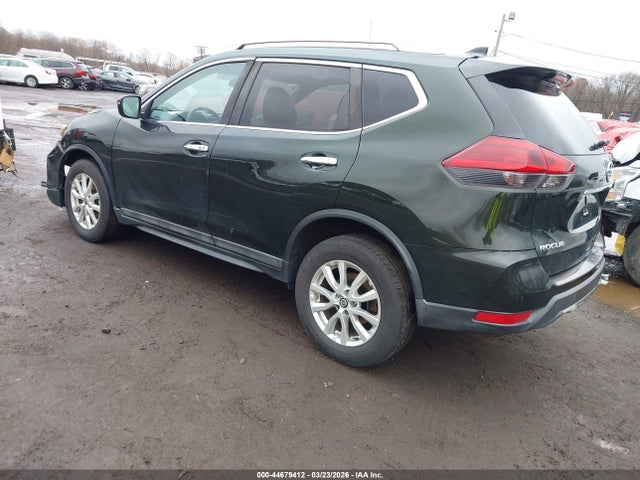 44679412 :رقم المزاد ، 5N1AT2MV8JC703824 vin ، 2018 Nissan Rogue Sv مزاد بيع