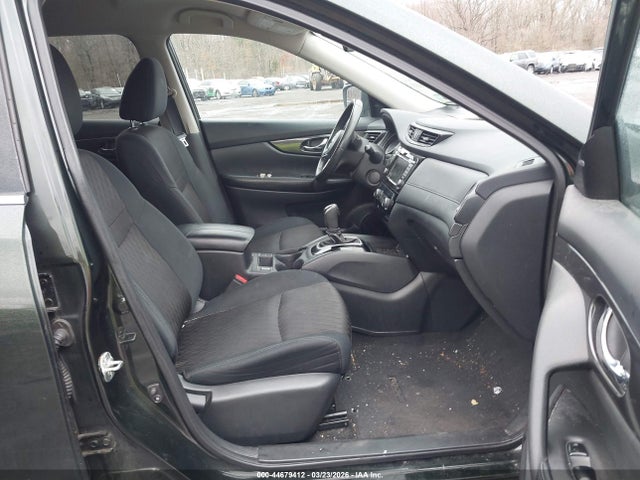 44679412 :رقم المزاد ، 5N1AT2MV8JC703824 vin ، 2018 Nissan Rogue Sv مزاد بيع