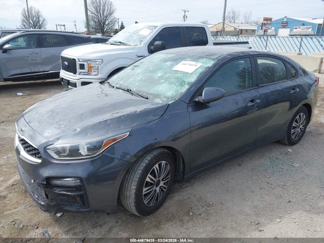 2021 Kia Forte Fe მანქანა იყიდება აუქციონზე, vin: 3KPF24AD4ME368501, აუქციონის ნომერი: 44679439