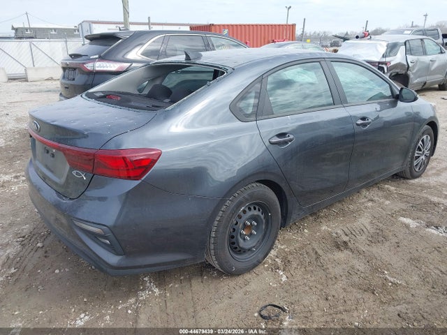 2021 Kia Forte Fe მანქანა იყიდება აუქციონზე, vin: 3KPF24AD4ME368501, აუქციონის ნომერი: 44679439