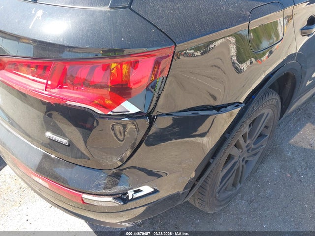 WA1BNAFY7K2026299 Audi Q5 45 Premium