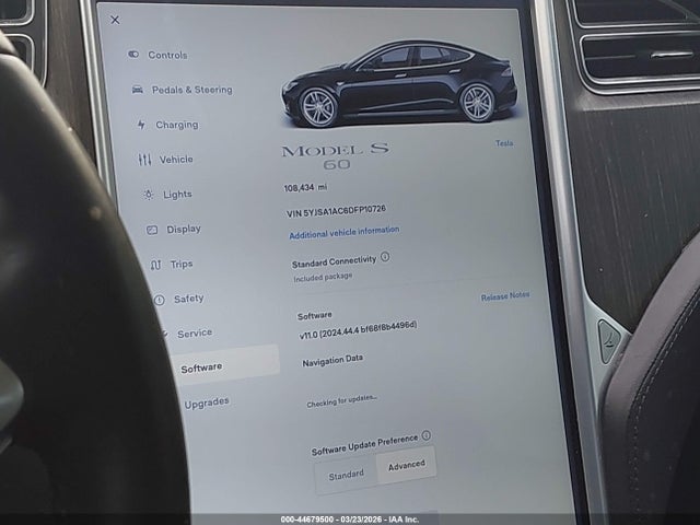44679500 :رقم المزاد ، 5YJSA1AC6DFP10726 vin ، 2013 Tesla Model S مزاد بيع
