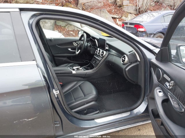 44679512 :رقم المزاد ، 55SWF4KB7GU114604 vin ، 2016 Mercedes-benz C 300 4matic مزاد بيع