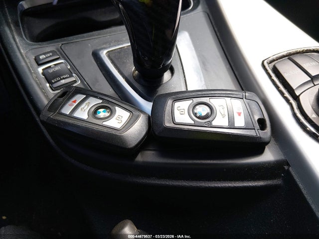 2016 BMW 320I WBA8A9C5XGK615713 Photo 10