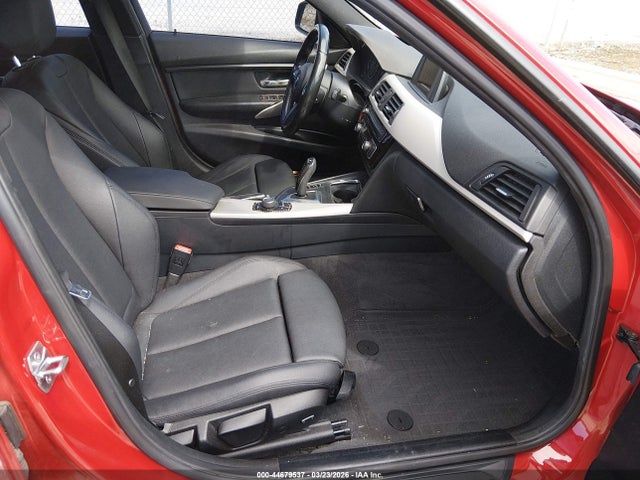 2016 BMW 320I WBA8A9C5XGK615713 Photo 4