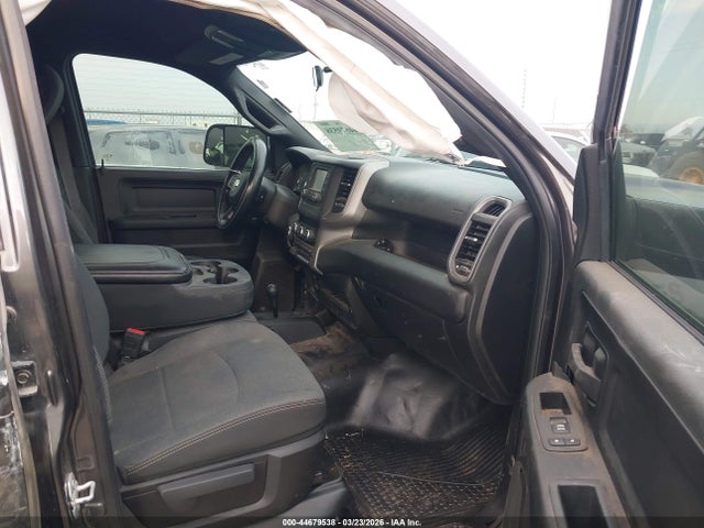 Продажа на аукционе авто 2022 Ram 2500 Tradesman  4x4 6'4 Box, vin: 3C6UR5CJ7NG232257, номер лота: 44679538