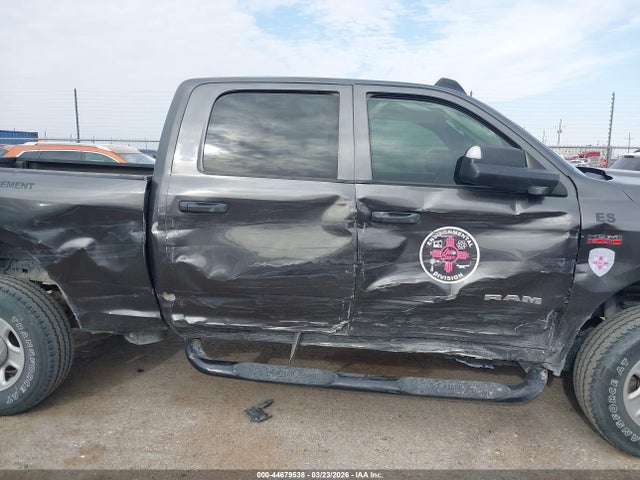 Продажа на аукционе авто 2022 Ram 2500 Tradesman  4x4 6'4 Box, vin: 3C6UR5CJ7NG232257, номер лота: 44679538