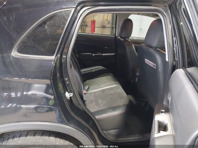 JA4AP3AW5JZ036827 Mitsubishi Outlander Sport 2.4 Se