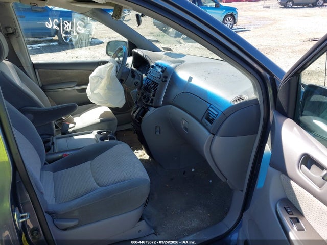 2010 TOYOTA SIENNA 5TDKK4CC2AS320502 Photo 4