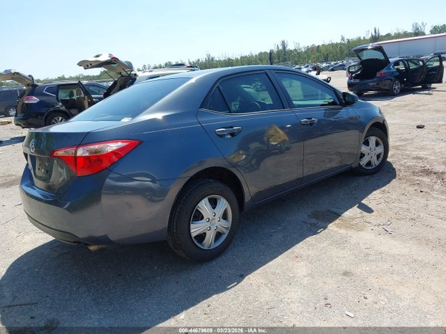 2017 TOYOTA COROLLA 5YFBURHE8HP707155 Photo 3