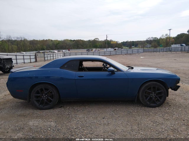 Продаж на аукціоні авто 2021 Dodge Challenger Sxt, vin: 2C3CDZAG6MH503426, номер лоту: 44679628